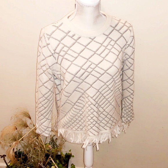 🆕IVANKA TRUMP Cream Frayed Hem Sweater - Picture 4 of 6